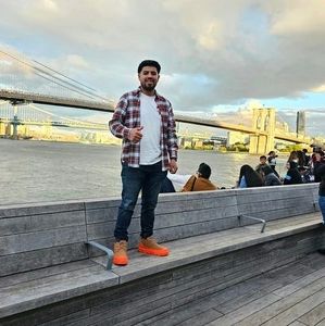 Meet your Posher, Diego